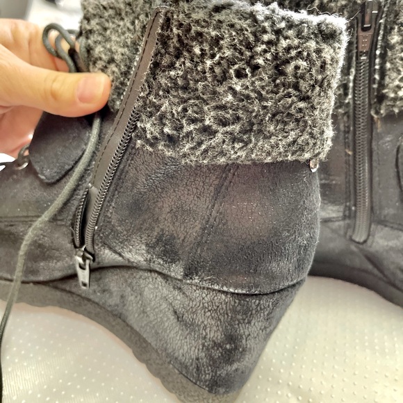 Simply Vera VERAWANG wedge black fur boots Sz 9😎 - Picture 6 of 9